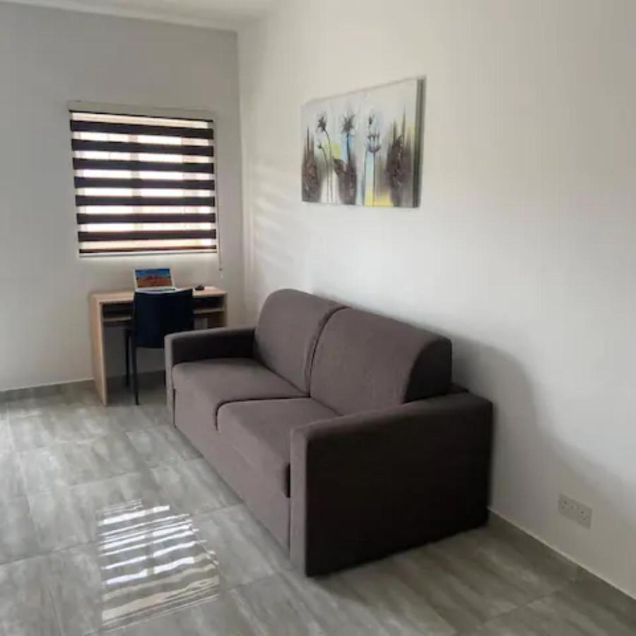 F10 Room 1, Private Double Room With Private Bathroom In Shared Flat Msida Dış mekan fotoğraf